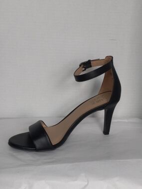 Naturalizer Black Open-Toe Ankle Strap Heels Stiletto Size 7.5
